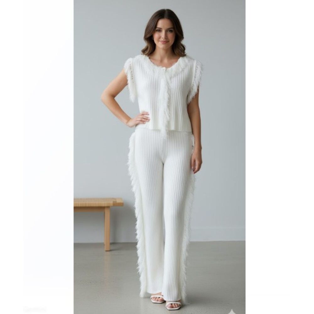 C.H.Y Fashion White Sweater Pant Set Cable Knit 2 Pc Fringe Tassel NWOT Size L